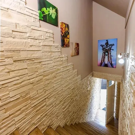 Gardi Apartment