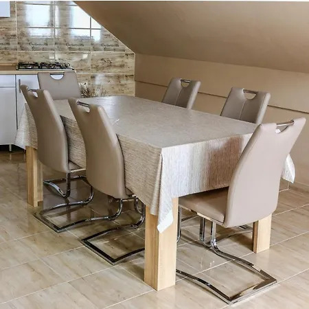 Apartment Gardi Szekszard