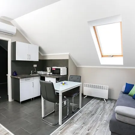 Gardi Apartment *