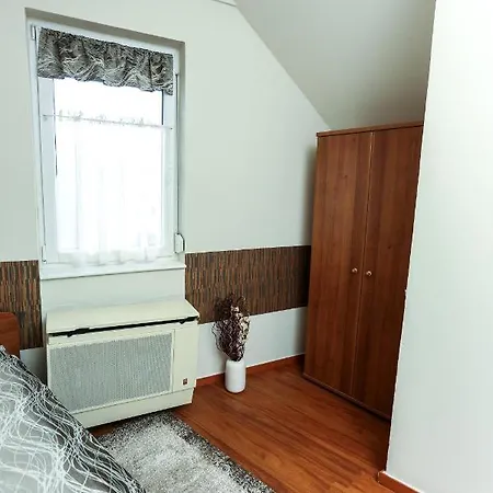 Gárdi Apartamento *