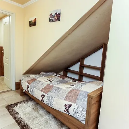 Gardi Apartment