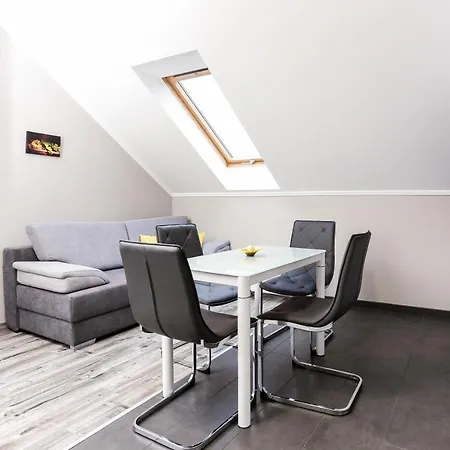 Apartment Gardi