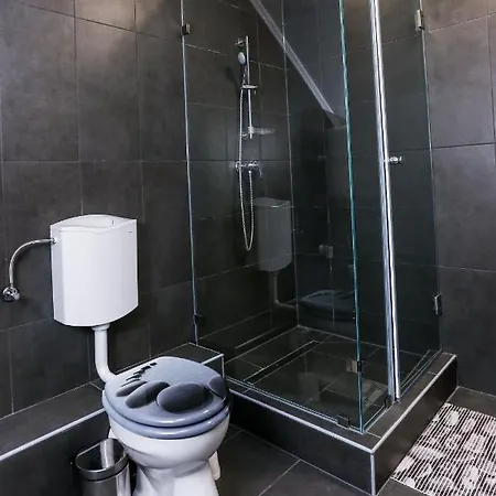 Gárdi * Szekszárd
